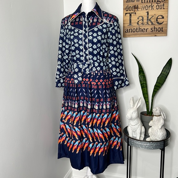 Tea n Cup Dresses & Skirts - NWT TEA N CUP POCKET BIRDS/PINEAPPLE BELTED BUTTON DRESS